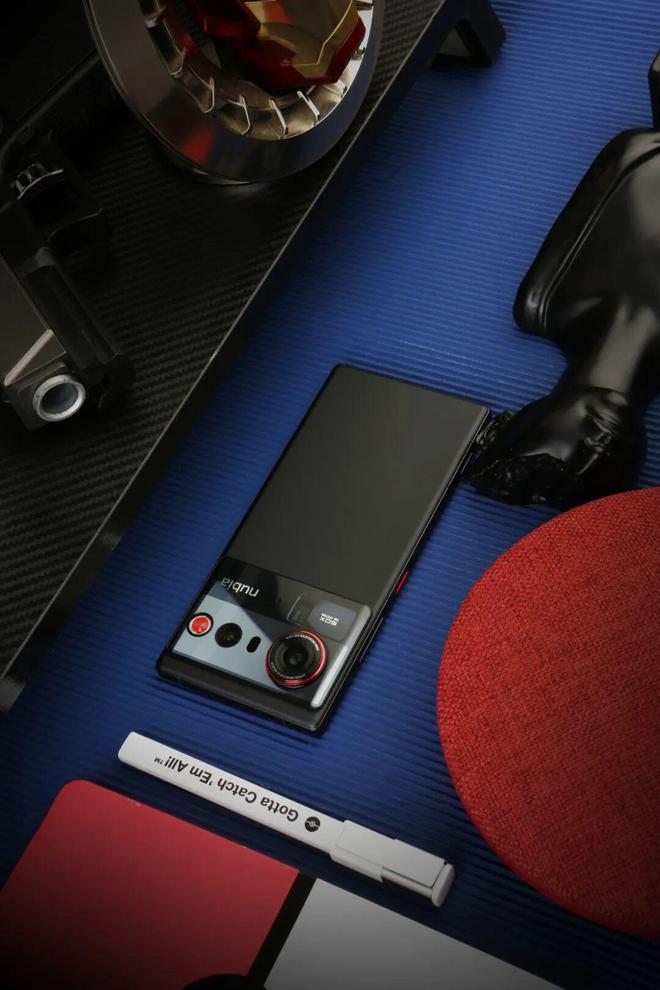 ”!努比亚 Z80 Ultra深度体验CQ9电子网站一台不妥协的“街拍游戏机(图5) ”!努比亚 Z80 Ultra深度体验CQ9电子网站一台不妥协的“街拍游戏机(图5)