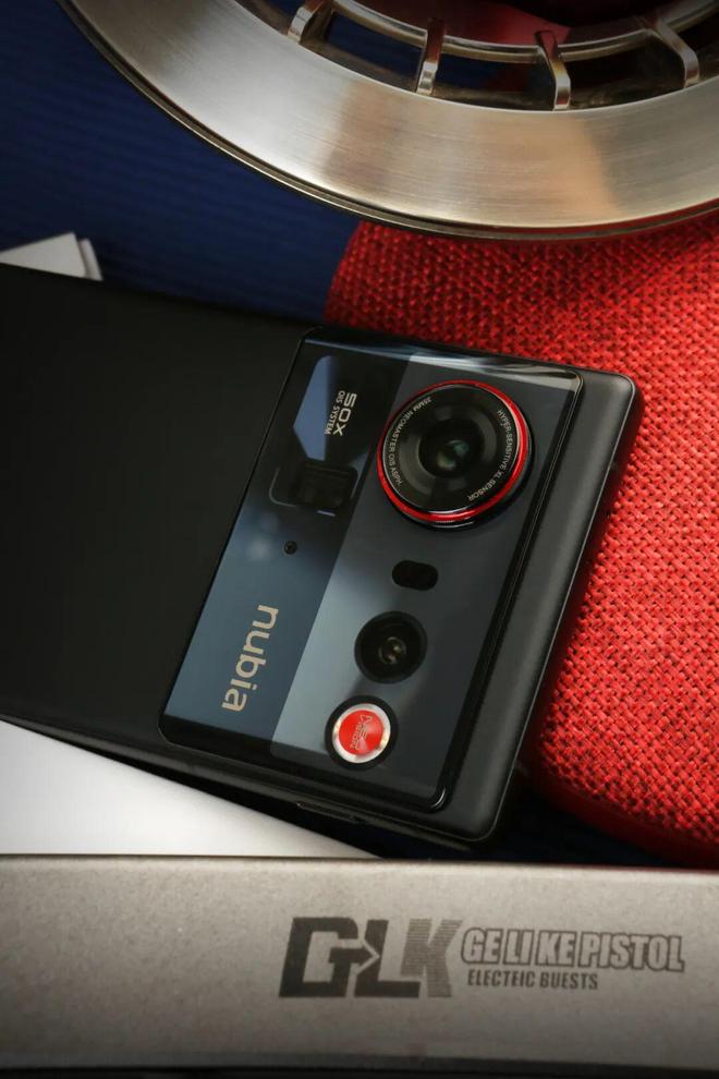 ”！努比亚 Z80 Ultra深度体验CQ9电子网站一台不妥协的“街拍游戏机(图16)